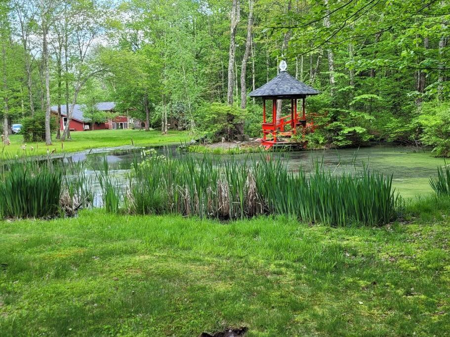 Sunset Estate In The Catskills Monticello Exterior foto