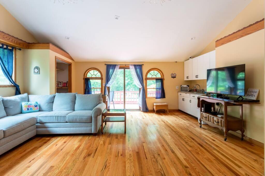Sunset Estate In The Catskills Monticello Exterior foto